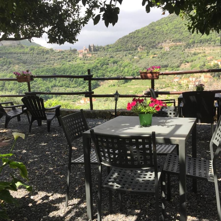Agriturismo I Lamoi ฟีนาเลลีกูเร ภายนอก รูปภาพ